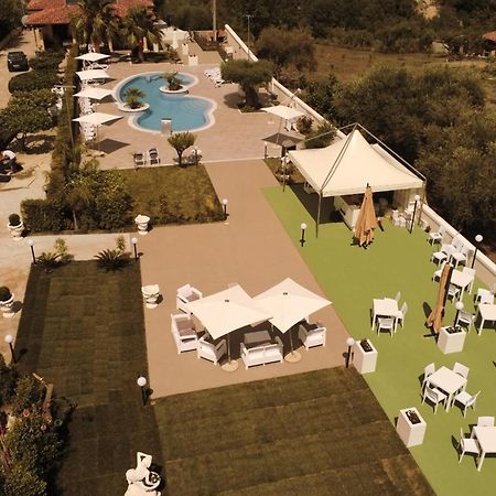 B&B Villa Mery Mileto Ngoại thất bức ảnh