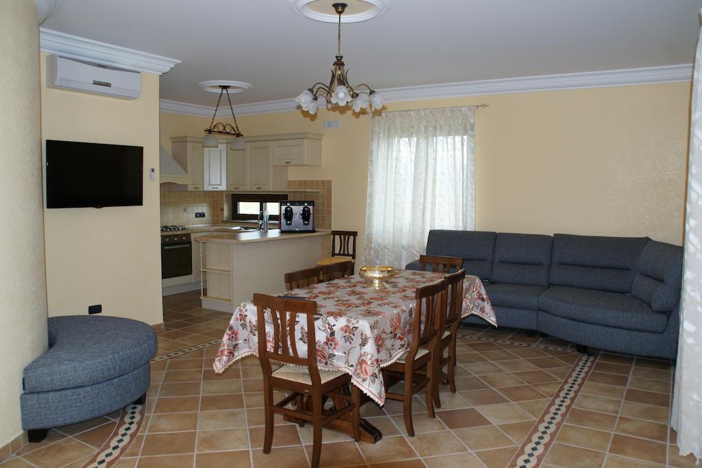 B&B Villa Mery Mileto Ngoại thất bức ảnh