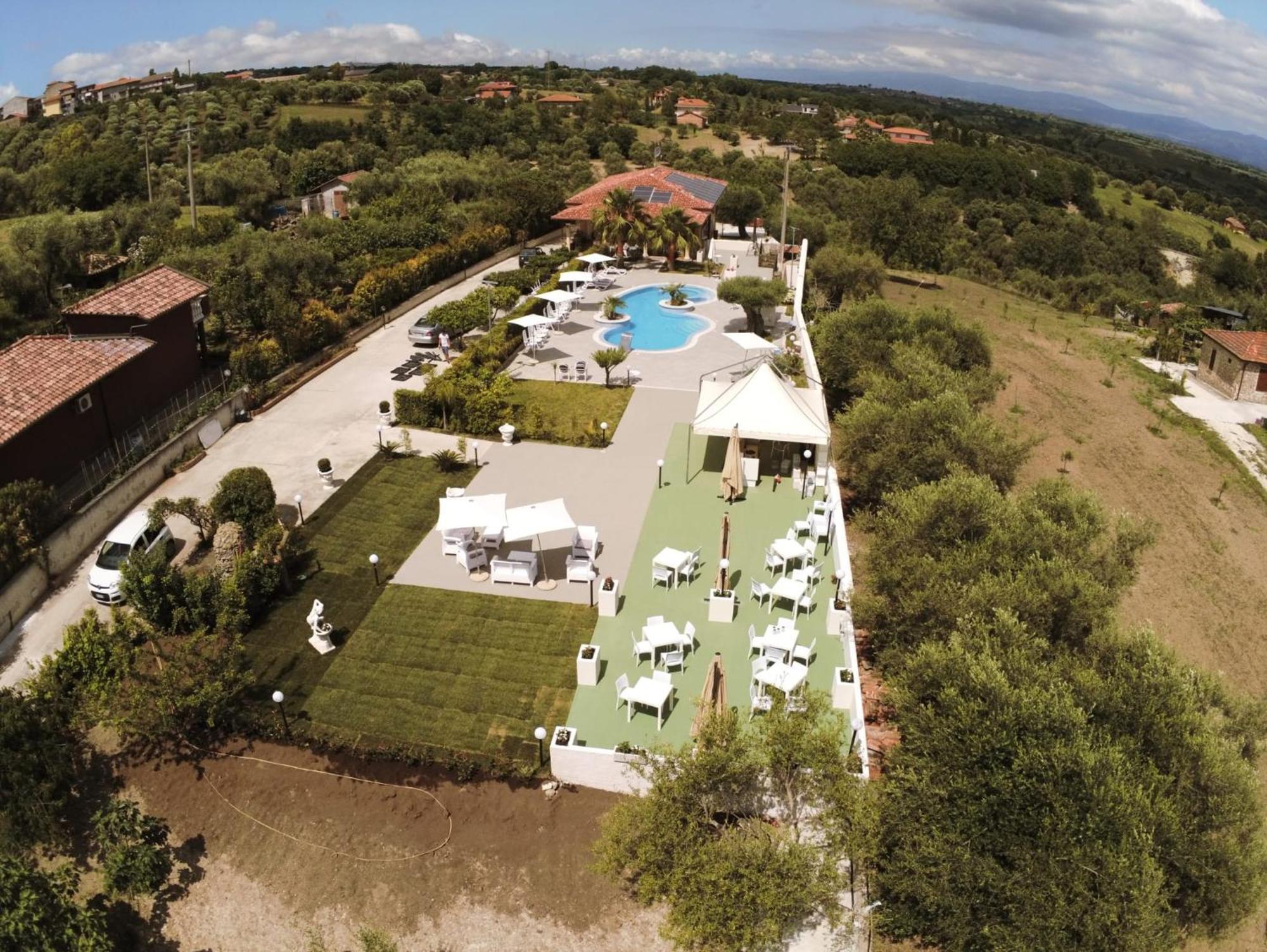 B&B Villa Mery Mileto Ngoại thất bức ảnh