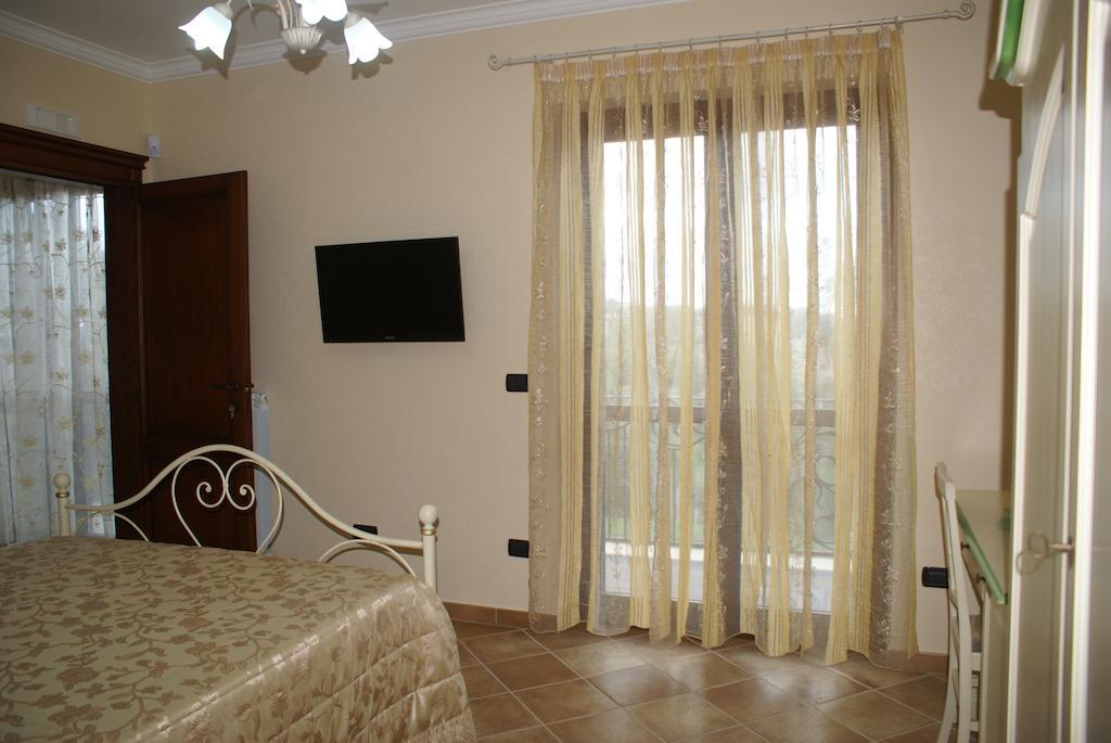 B&B Villa Mery Mileto Phòng bức ảnh